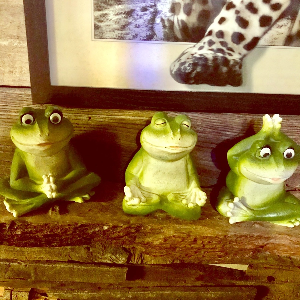 Three yoga Frogs